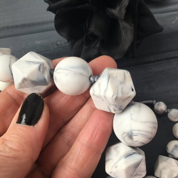 Grey + White Marbled Necklace - Picture 3 of 8